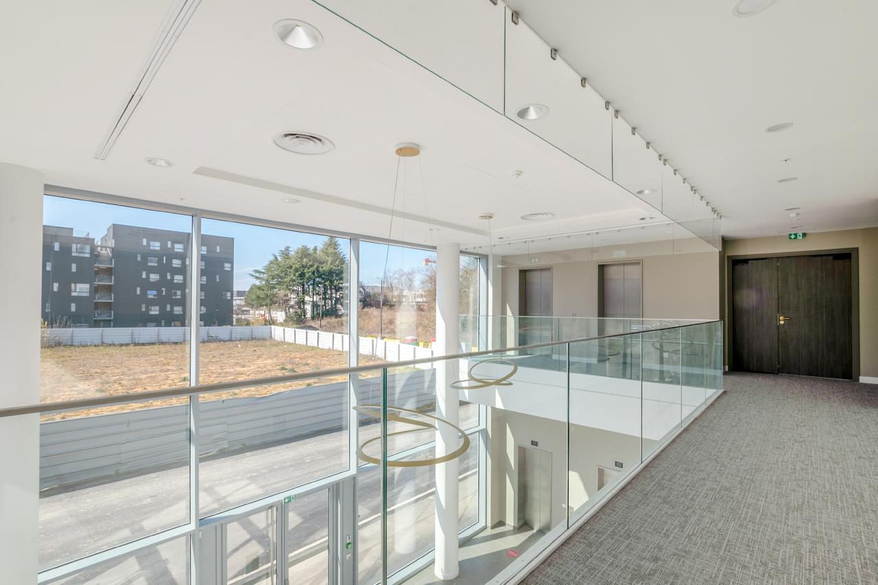 Commerce Massy 165m² Location commerce Massy Essonne OLCOM2428422 1